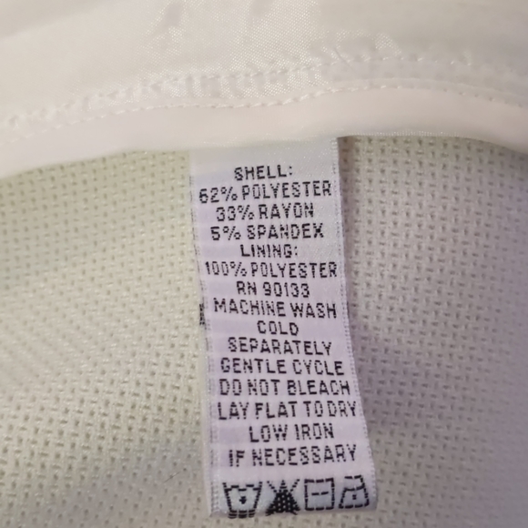 Ivory Jacket - Picture 3 of 4